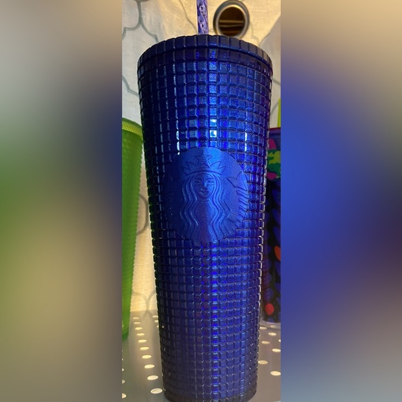 Starbucks shimmering blueberry venti cold cup never used - Picture 4 of 5